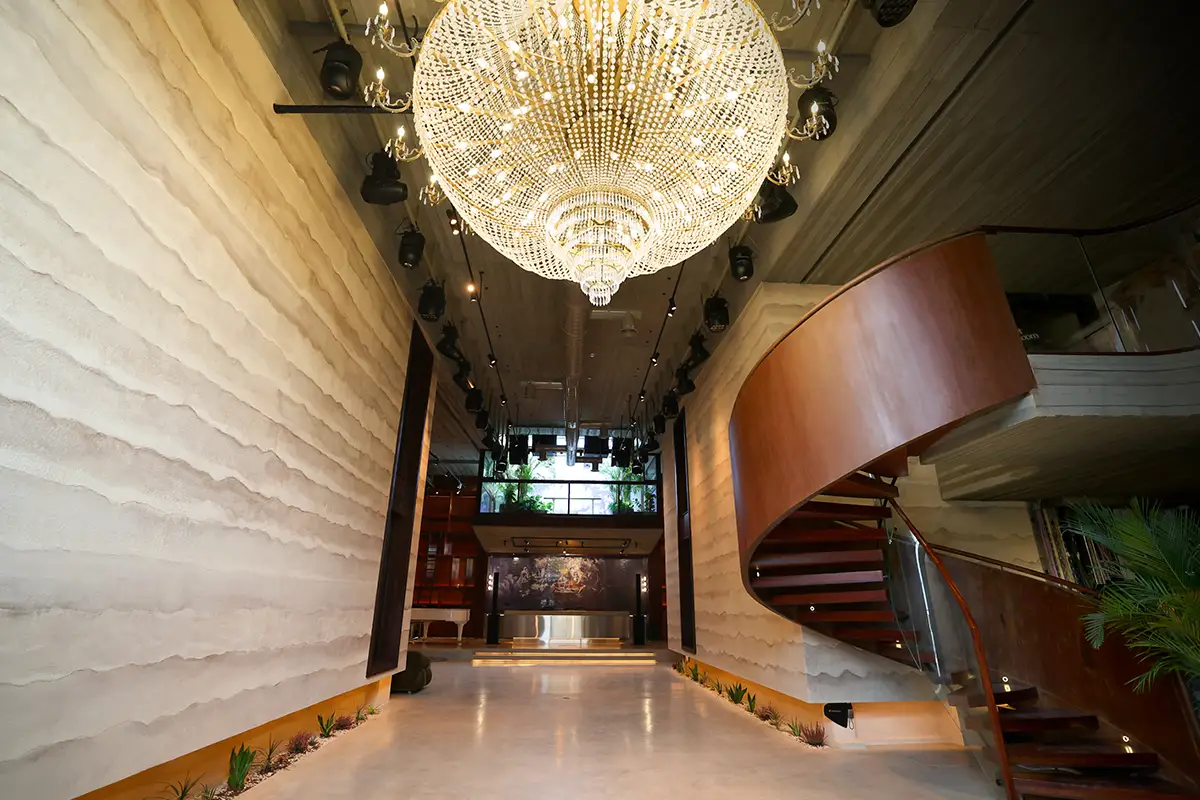 Someone's House Media 77